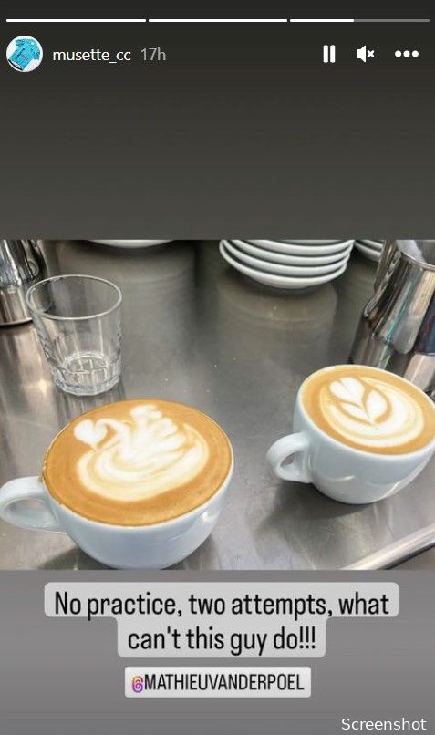 'Geen oefening en in twee pogingen, wat kan deze man niet?' Van der Poel maakt ook in koffiebar indruk