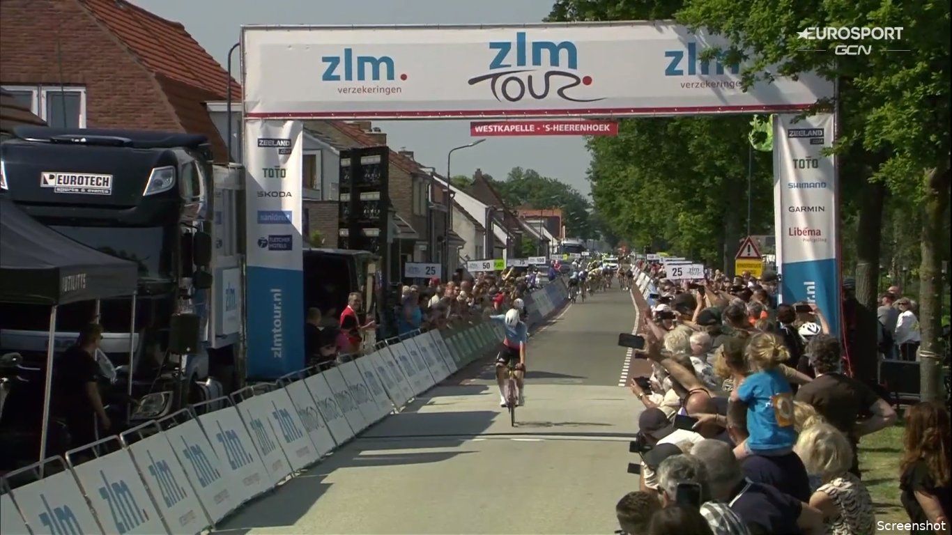 Tietema trekt volle zaal met Tour de France-droom: 'Kunnen profiteren van een hiaat in de wielerwereld'