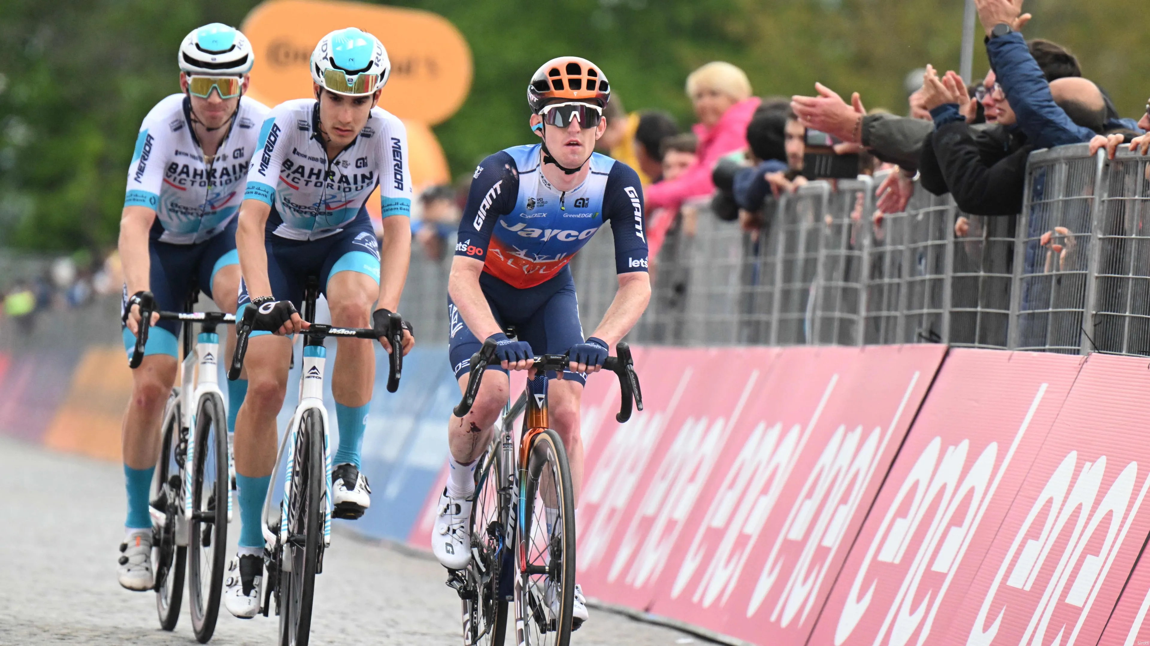 Vuelta riders on sale