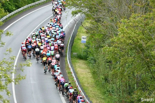 Weerbericht Ronde van Lombardije: Eindelijk een kans op regen!
