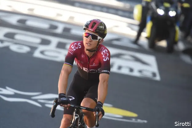 Tour de France etappe 6 | Kwiatkowski: 'Wegdek was slecht en cols gevaarlijk' 