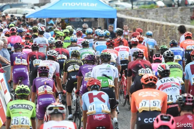 Renners zonder contract in 2021 | Navarro wordt opgevist door Burgos-BH