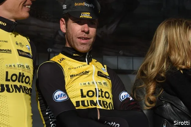 Tankink verbaasd over tactiek Jumbo-Visma: 'Een beetje het autistische wielrennen'