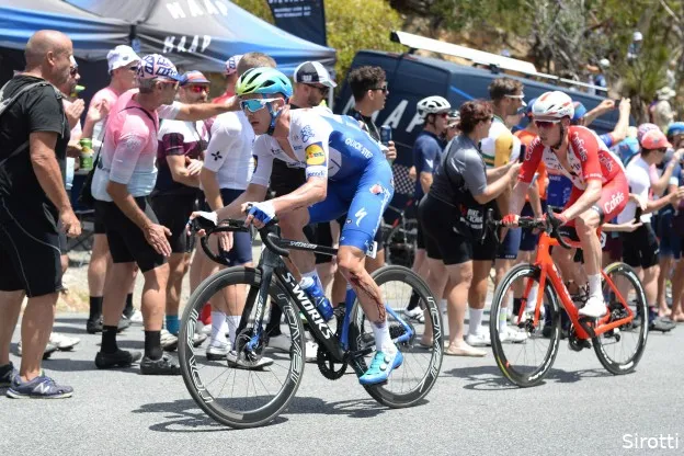 Keisse opent de aanval richting UCI op Twitter: 'Wat als je kinderen dit zouden doen?'