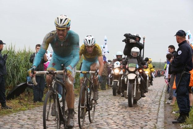 Nibali skipt Roubaix-debuut en denkt aan doorgaan: 'Mijn vrouw maakt me misschien af'