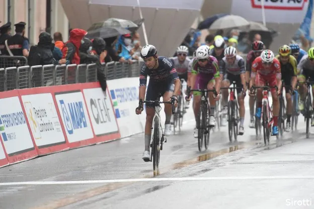 Onder de Radar | Drie renners die in de luwte bijzonder sterk presteerden in maart