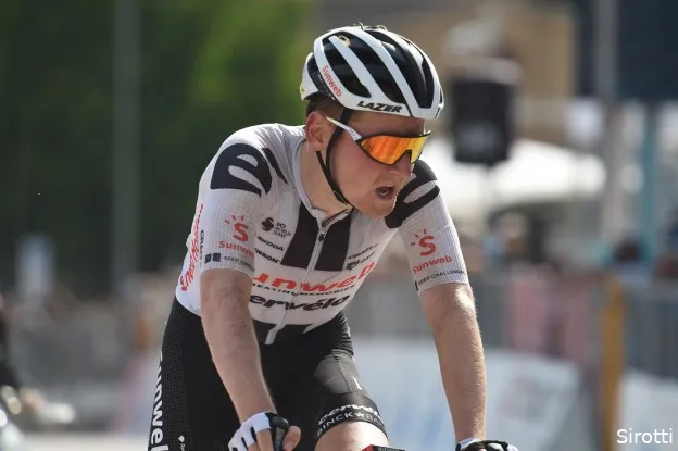 150072_7fb5ea4e18d79f079db218708f3c99f5