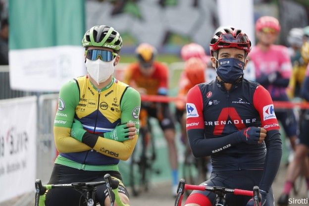 Armstrong over Carapaz: 'Ik zou het bullshit vinden als ik de Vuelta op boni's zou verliezen'