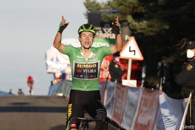 Favorieten etappe 12 Vuelta a España | Wie houdt Roglic op Angliru van zege vier?