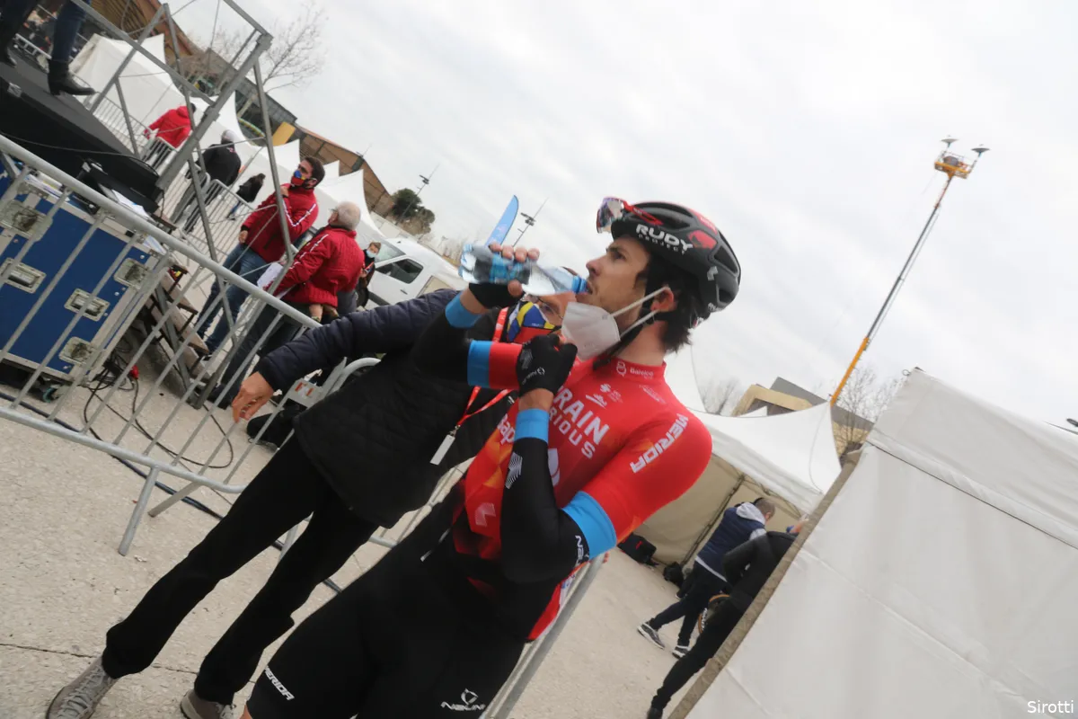 Bauhaus wint eerste etappe Ronde van Polen na spannende finale op kleine heuvel