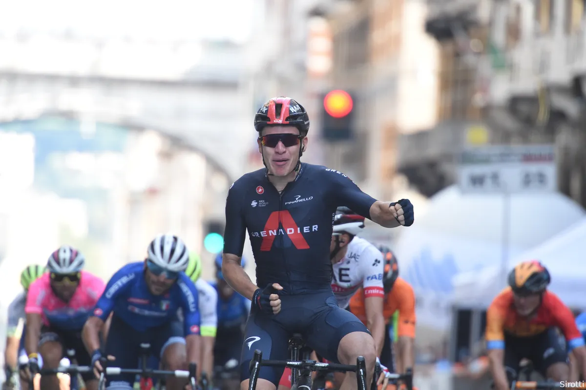Ethan Hayter slaat dubbelslag in Ruta del Sol met machtige aanval op steile slotklim