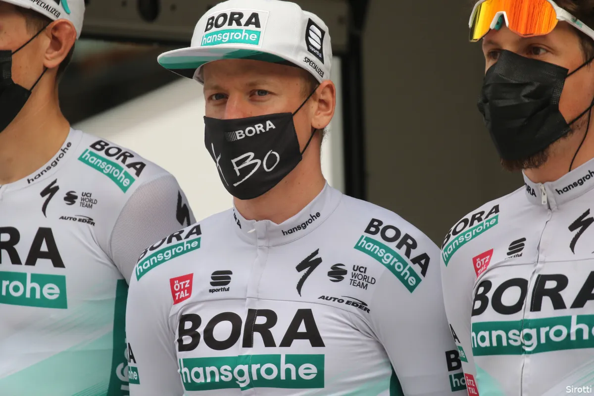 Ackermann wint massasprint in eigen land: 'Belangrijk voor de ploeg'