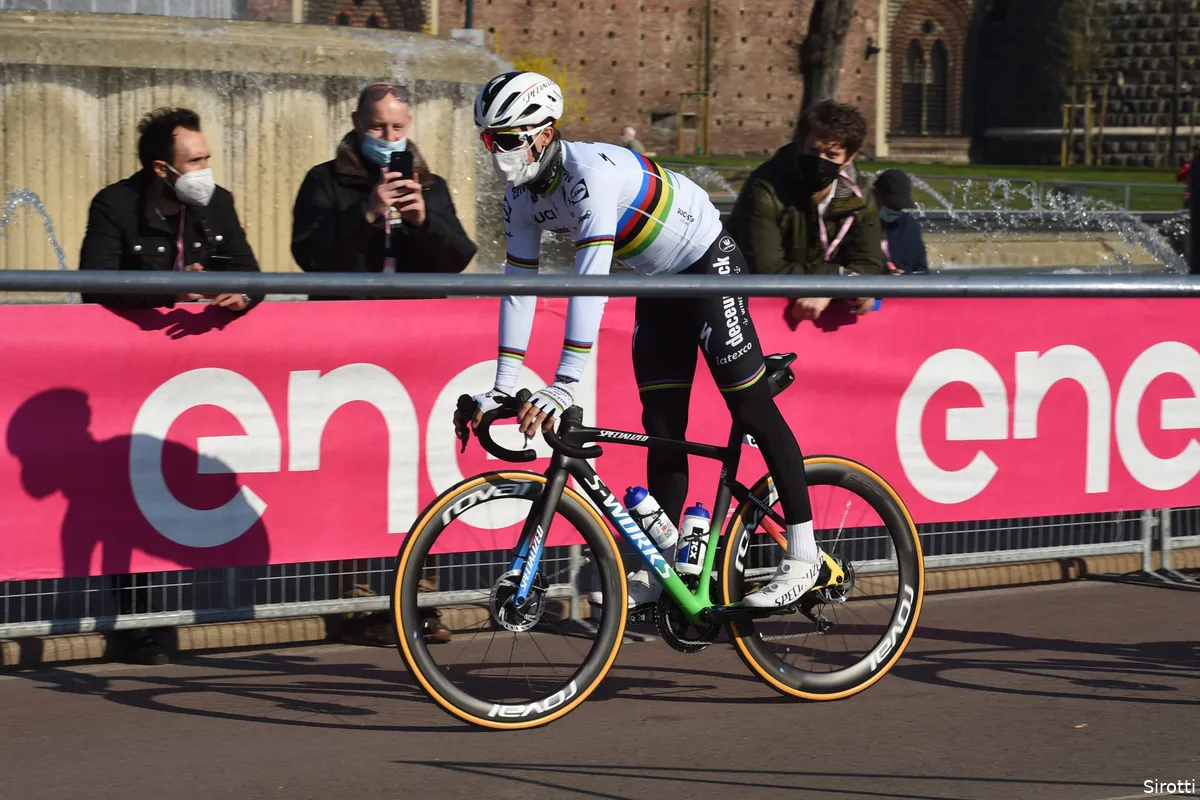 Alaphilippe wil ritwinst, ploeg vreest vaderschap niet: 'Julian kan dertig procent meer'