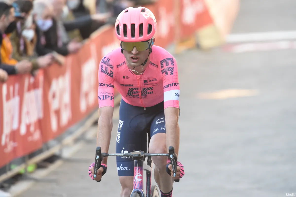 Simon Carr klopt Lars van den Berg in slotrit Route d'Occitanie, Michael Woods eindwinnaar