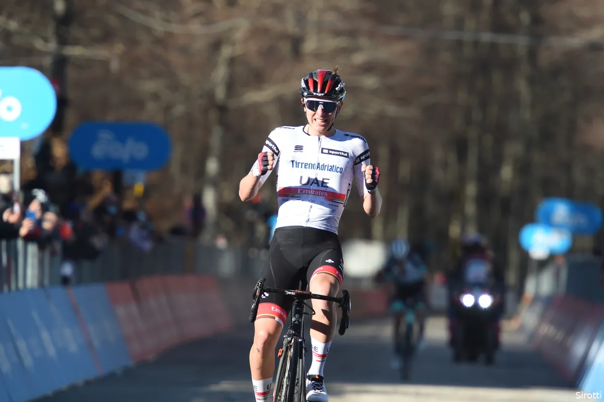 Pogacar gemotiveerd naar Lombardije: 'Zelfs als vorm niet op z'n best is, wil ik winnen'