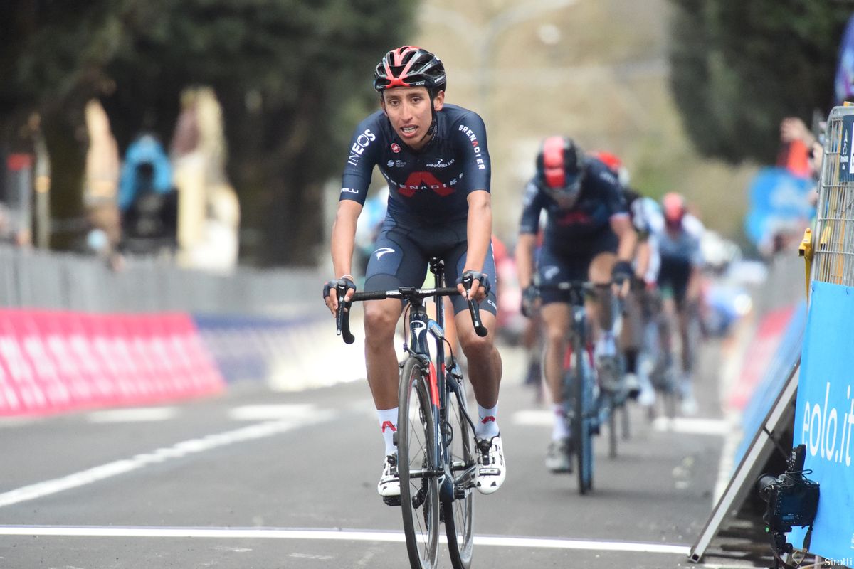 Bernal voelt de rug wel degelijk tijdens Giro: 'Vooral in het begin van etappes'