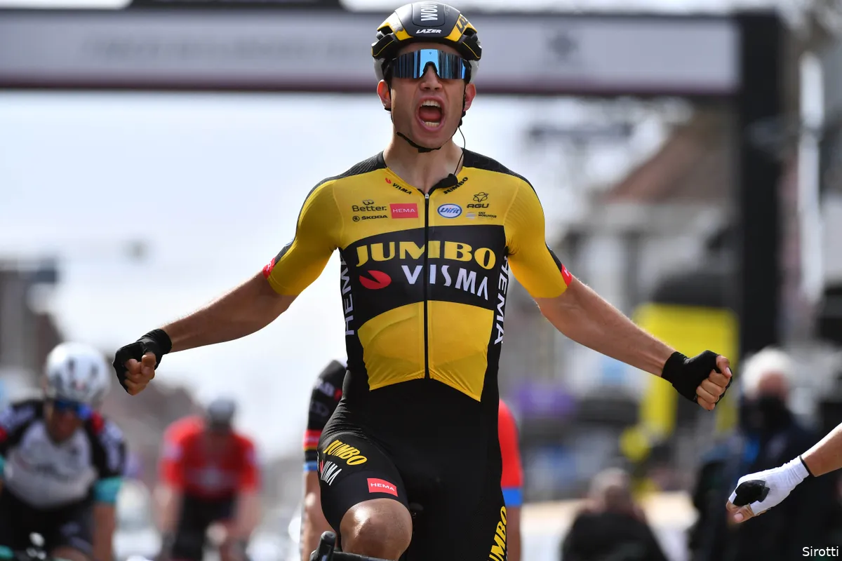 Van Aert toont sterke vorm en klopt Theuns in strijd om Belgische titel