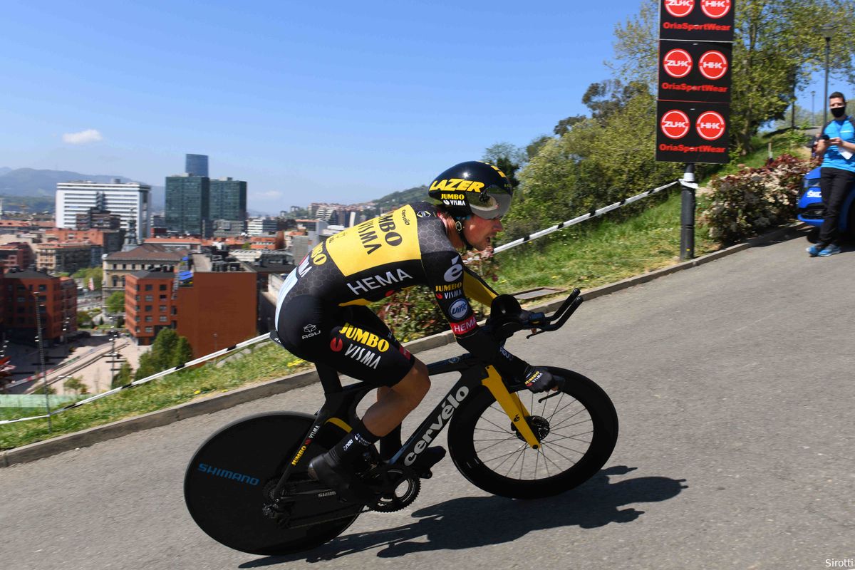 Roglic geeft concurrentie direct forse tik in openingsrit Ronde van het Baskenland