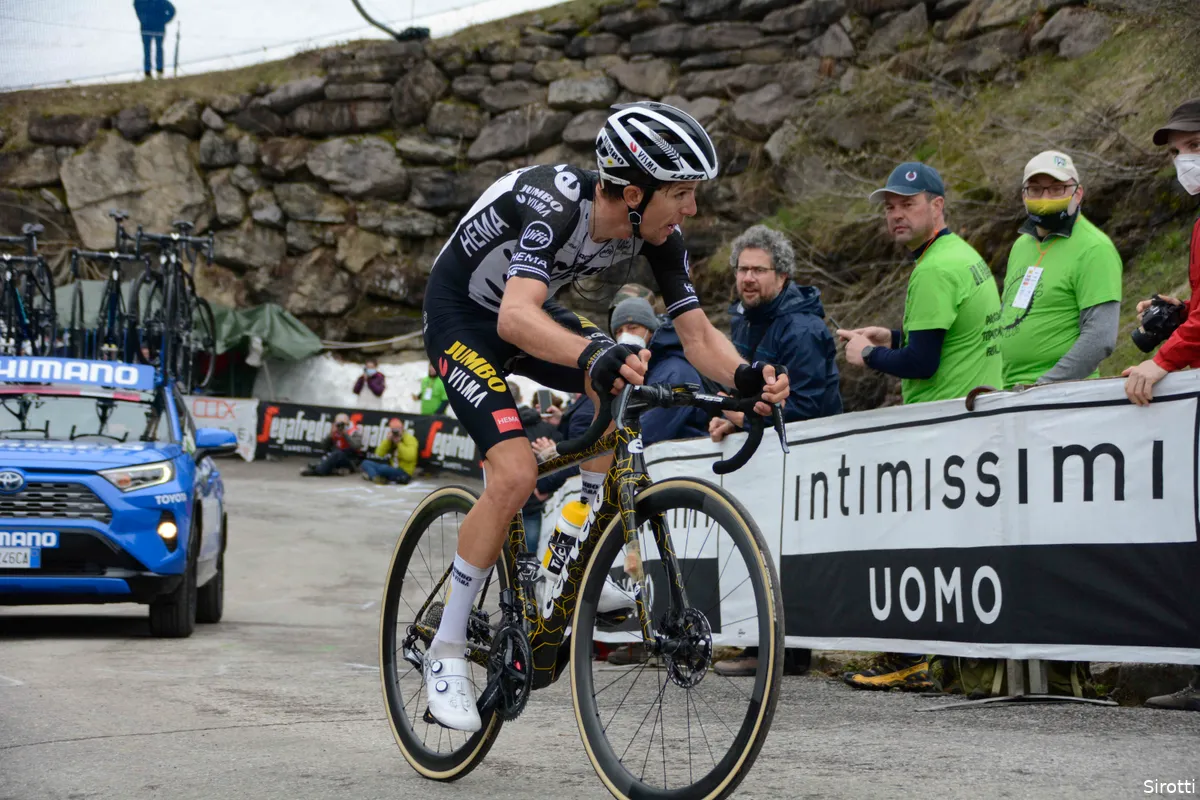 Vlakke gedeelte kost Bennett de kop op Zoncolan: 'Had de benen niet meer'