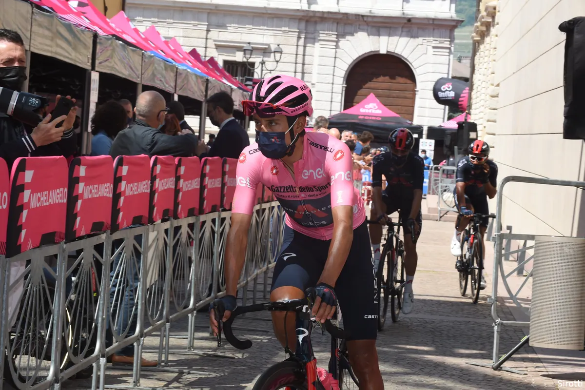Bernal reed gecontroleerd naar boven op Alpe di Mera: 'Ik reed hele goede wattages'