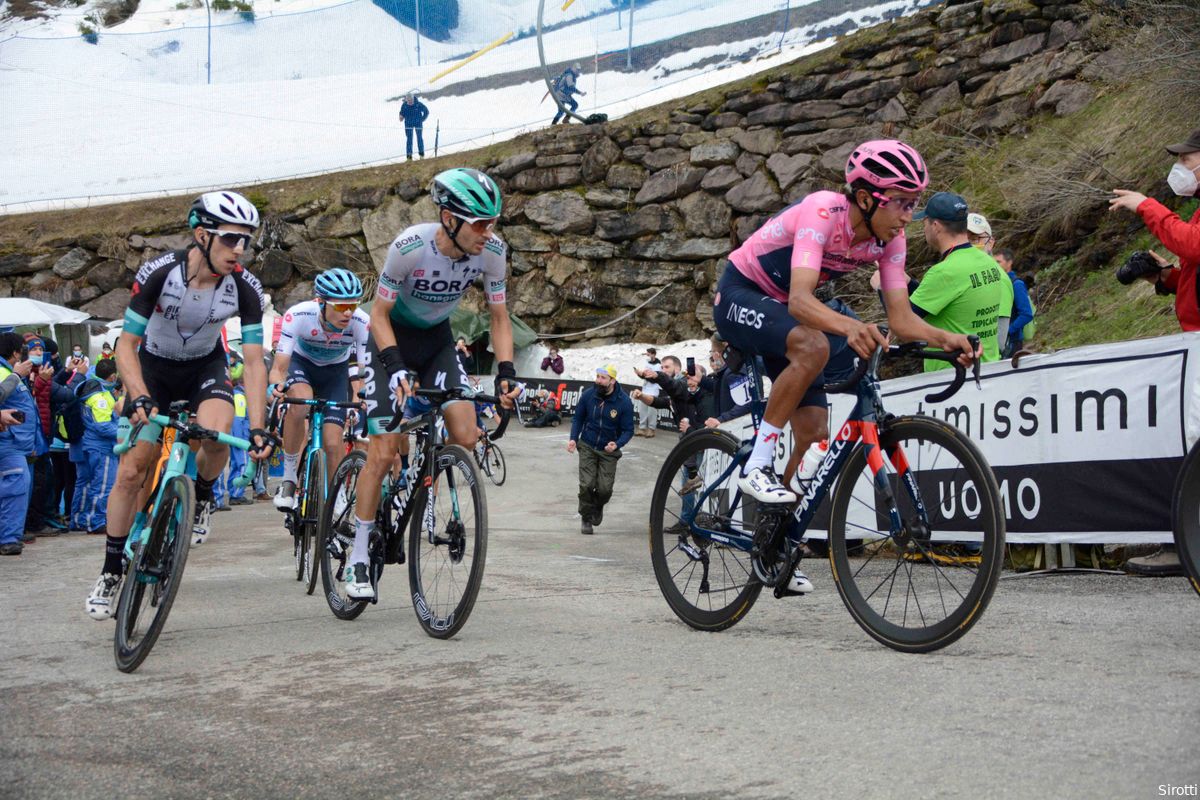 Gespot op Strava: Bernal was in de eerste twee Giro-weken simpelweg fenomenaal