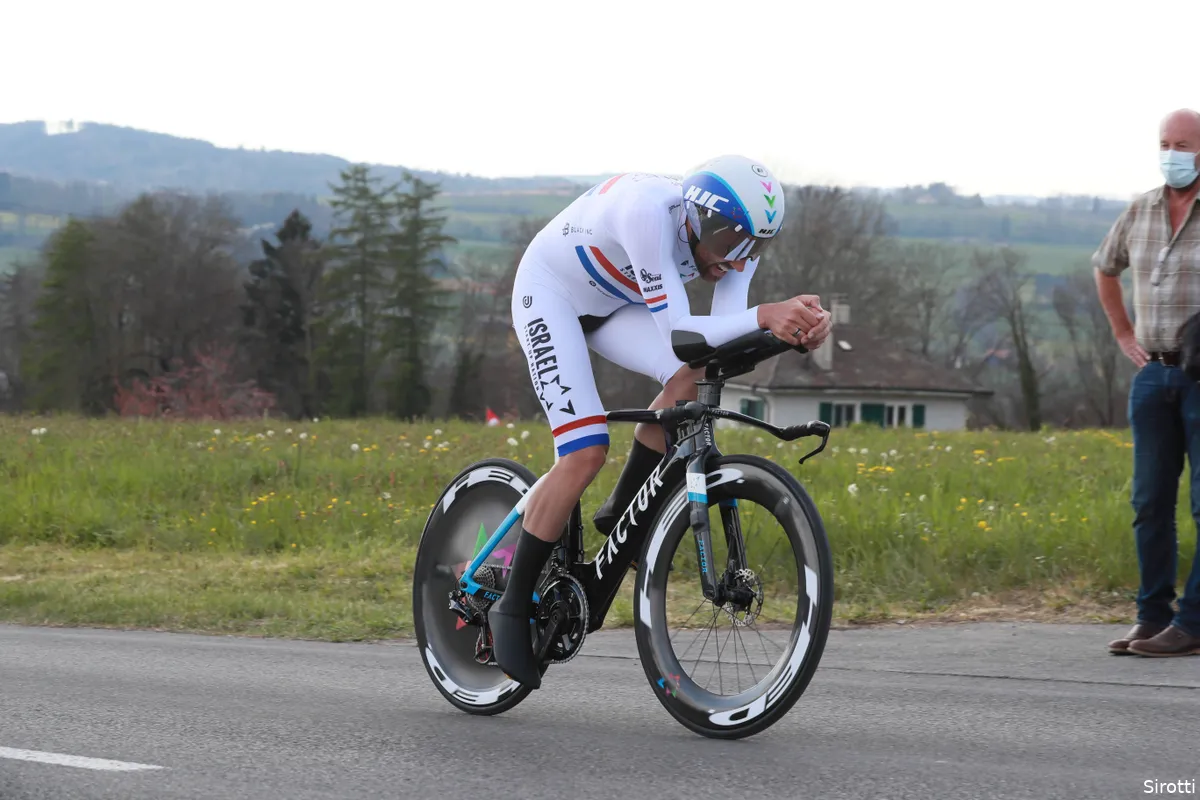 Dowsett stellig: 'Ik zie Evenepoel of Van Aert het record van Ganna niet verbreken'