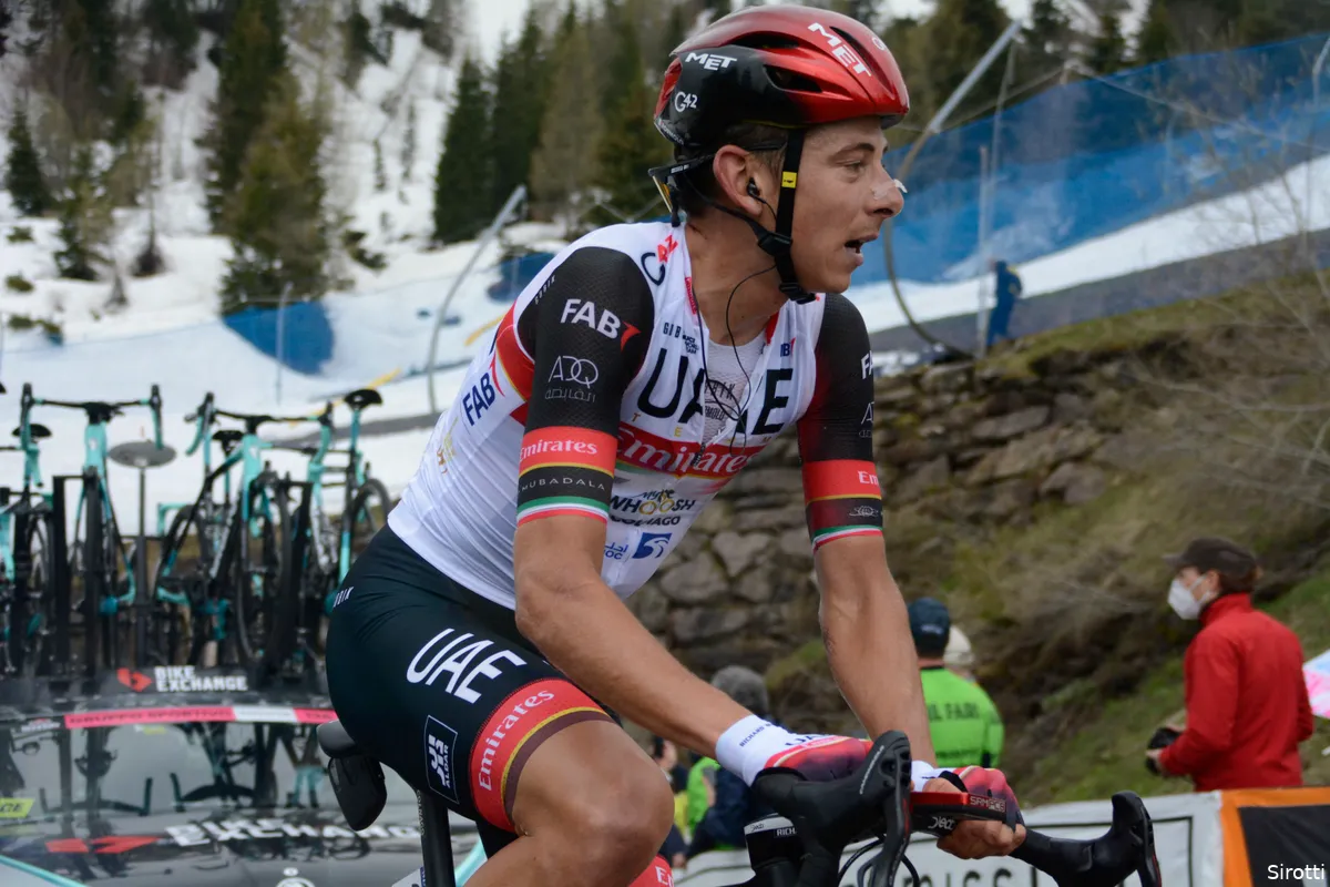 Formolo deed geweldige lead-out voor Pogacar: 'Aanval is de beste verdediging'