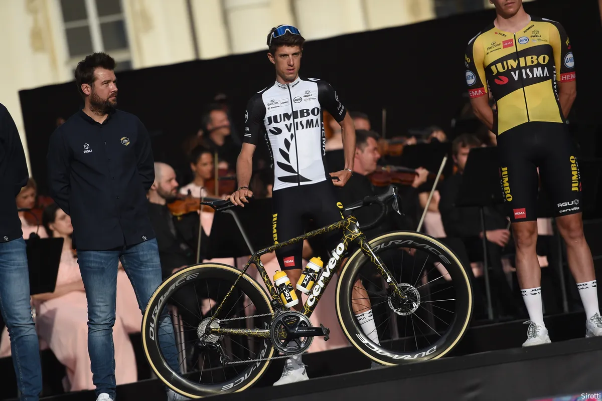 UAE Team Emirates plukt na Fisher-Black ook Bennett weg bij concurrent Jumbo-Visma