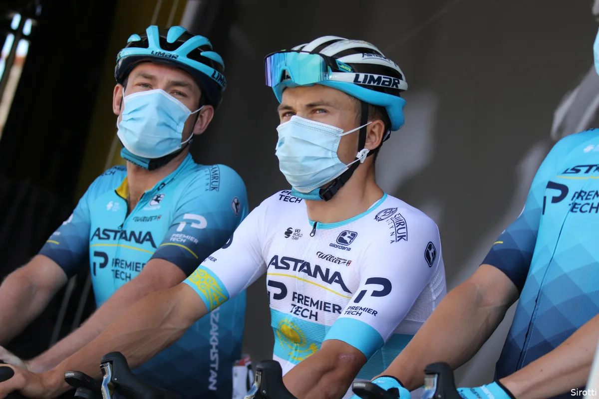 Lutsenko verrast met tijdritzege in Dauphiné; Kelderman sterk, Pöstlberger houdt geel