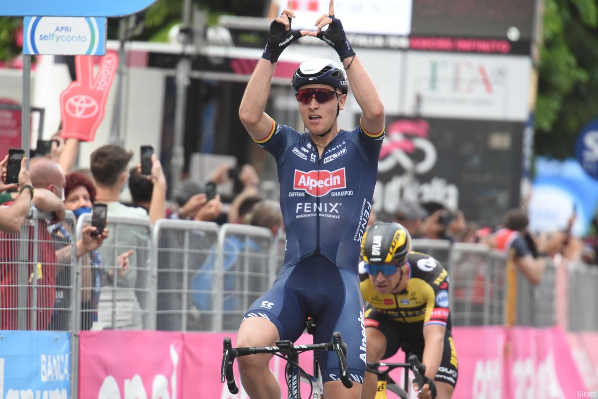 Merlier vol ongeloof na overwinning in Tour: 'Beste moment uit mijn carrière'