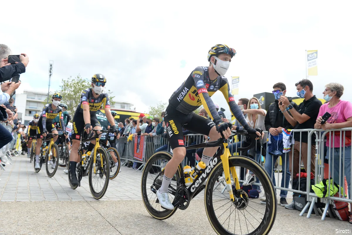 Reacties etappe 11 Tour de France | Jumbo-Visma apetrots, Pogacar & co met schrik vrij