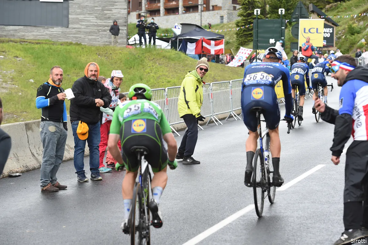 Cavendish op tijd binnen: 'Hoeveel ik de Tour ook miste, aan deze dagen dacht ik niet'