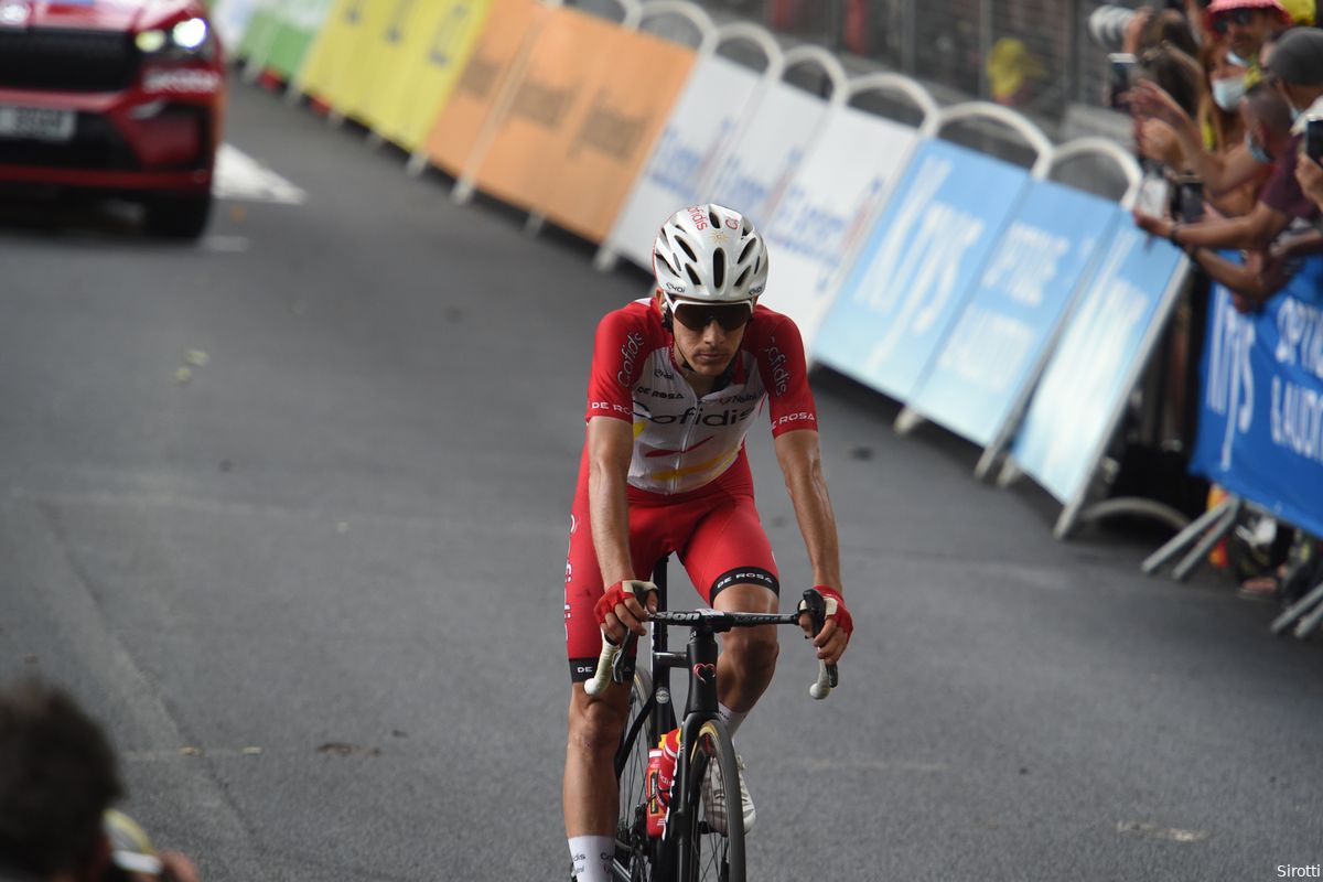 Martin stijgt fors in klassement Tour de France, maar dekt zich in: 'Ik voelde me slecht'