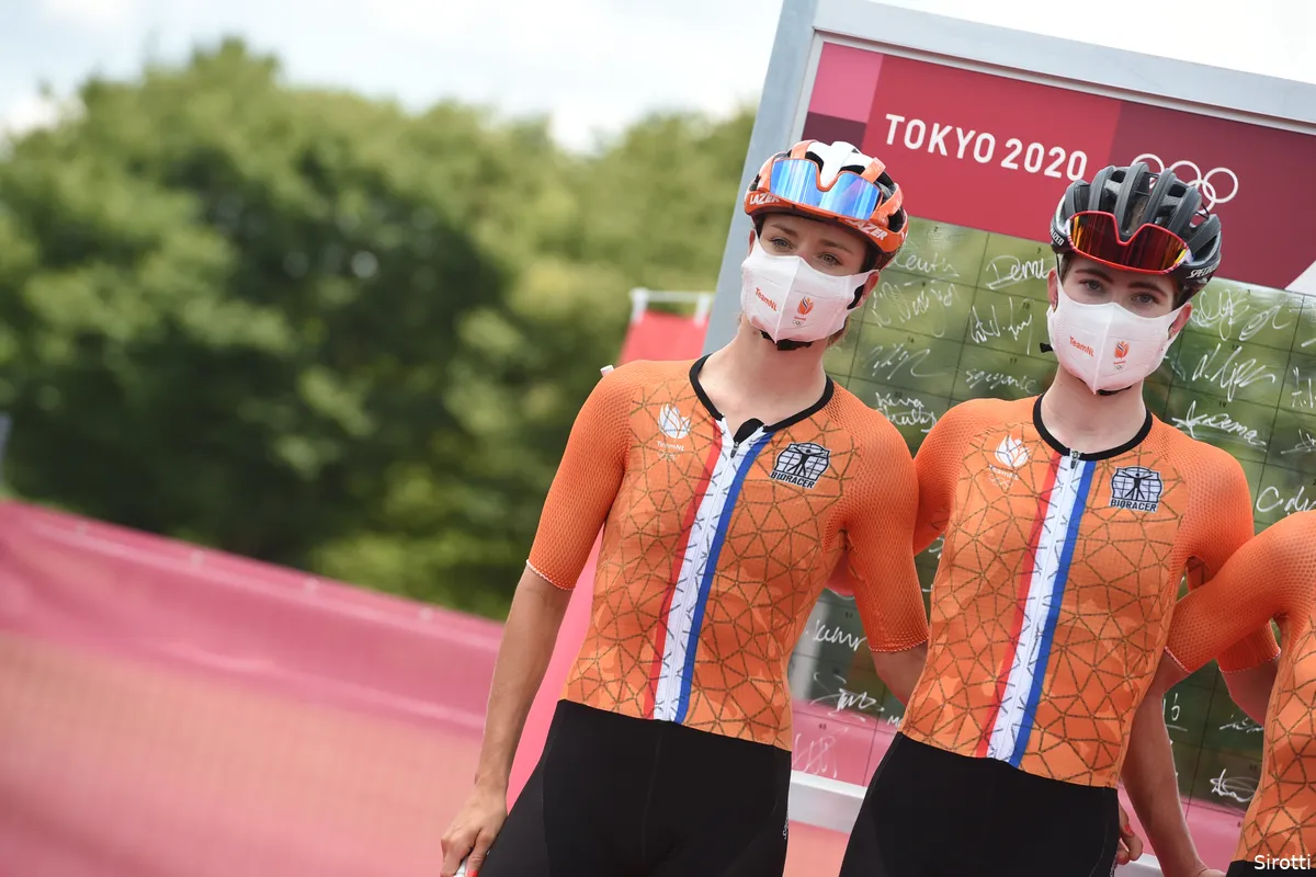 Vollering ziet Van Vleuten afzwaaien: 'Jammer, zou leuk zijn als ze nog wat voor mij kon betekenen'