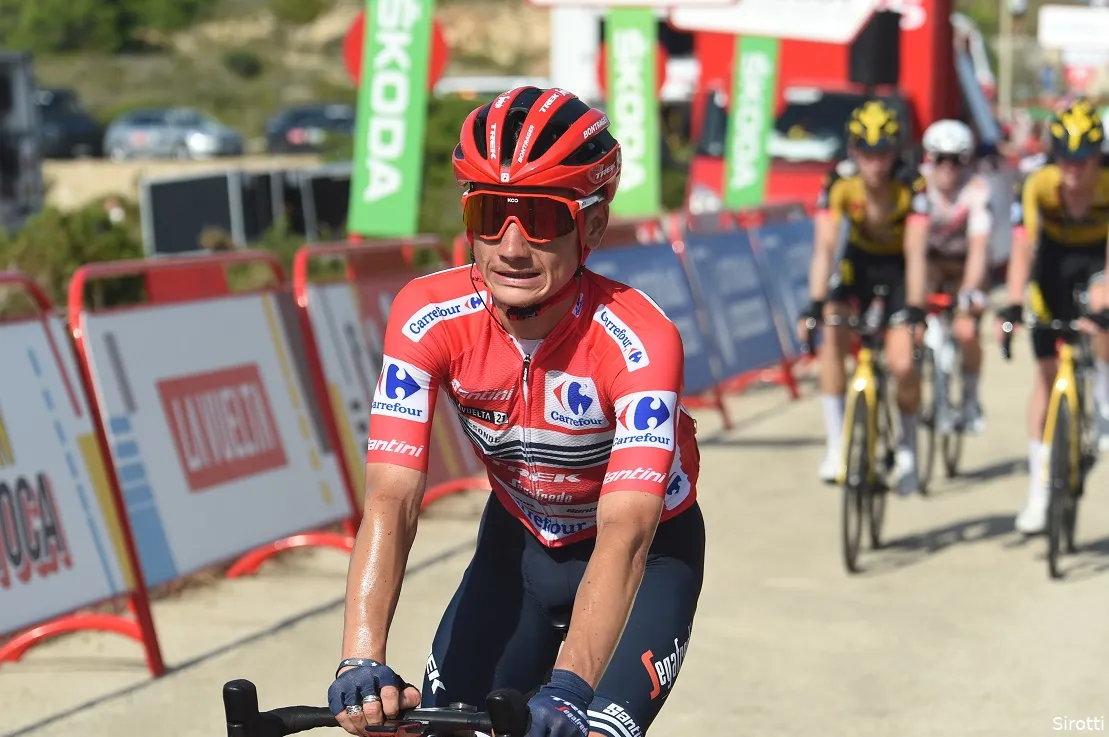 Elissonde raakt leiderstrui na één dag kwijt: 'Wist al snel dat ik hem ging verliezen'