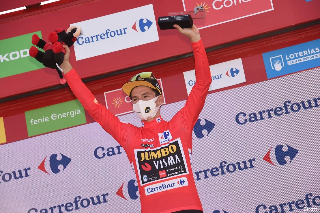 Roglic maakt indruk, maar Jumbo-Visma waakt: 'Het gevaar schuilt overal'