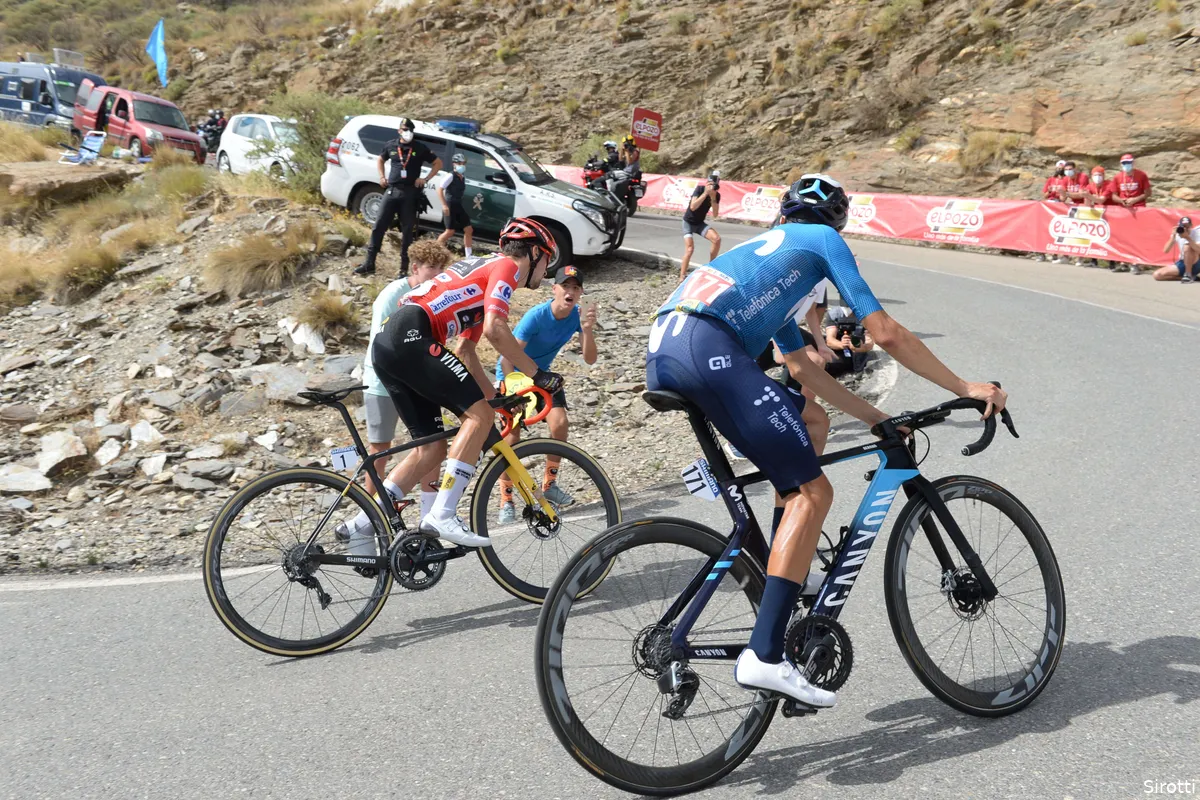 Wielrennen op TV 28 augustus 2021 | Klimmen in Vuelta, WK mountainbike en meer!