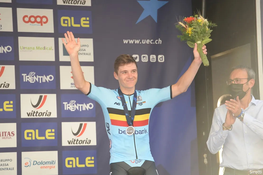 Evenepoel derde op EK tijdrijden: 'Zulke mannen hebben met wind mee toch wat voordeel'