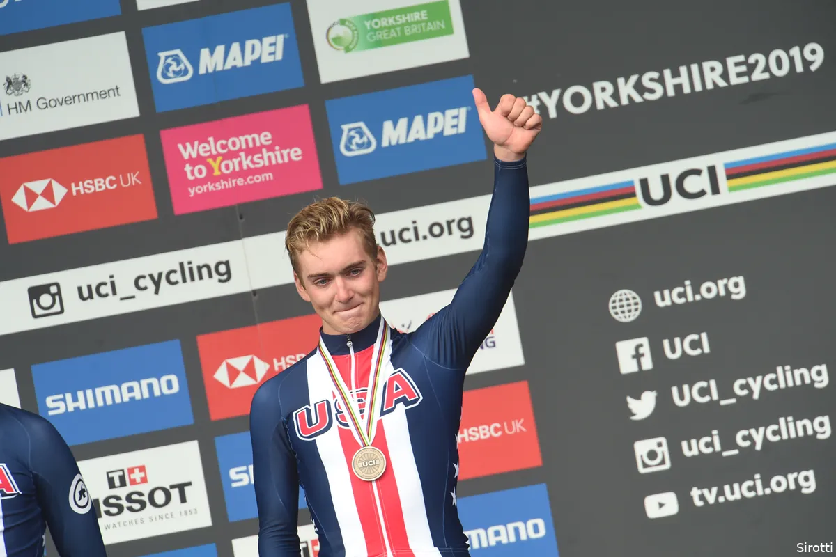 Supertalent Sheffield boekt eerste profzege namens INEOS Grenadiers in Ruta del Sol