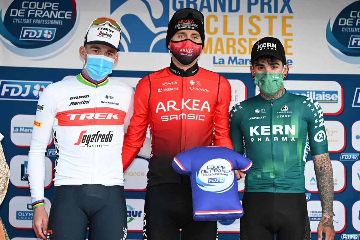 Pedersen (tweede) had last van kramp, Capiot: 'Wist niet of ik de klimmetjes zou overleven'