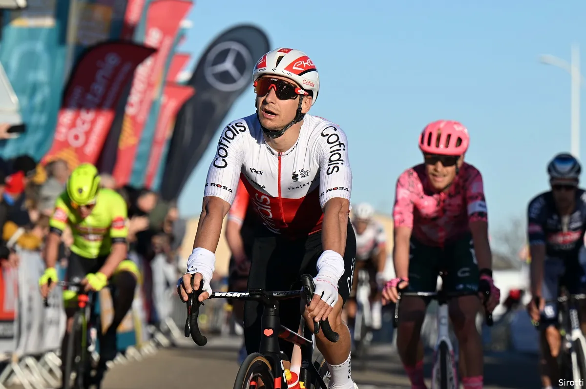 Coquard is Pedersen na lange sprint de baas: 'Dacht dat ik hem nooit ging passeren'