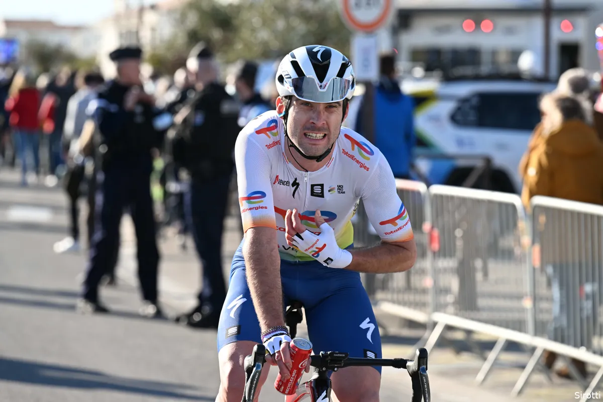 Komt de Tour te vroeg voor Latour? Fransman breekt spaakbeen en moet Dauphiné missen