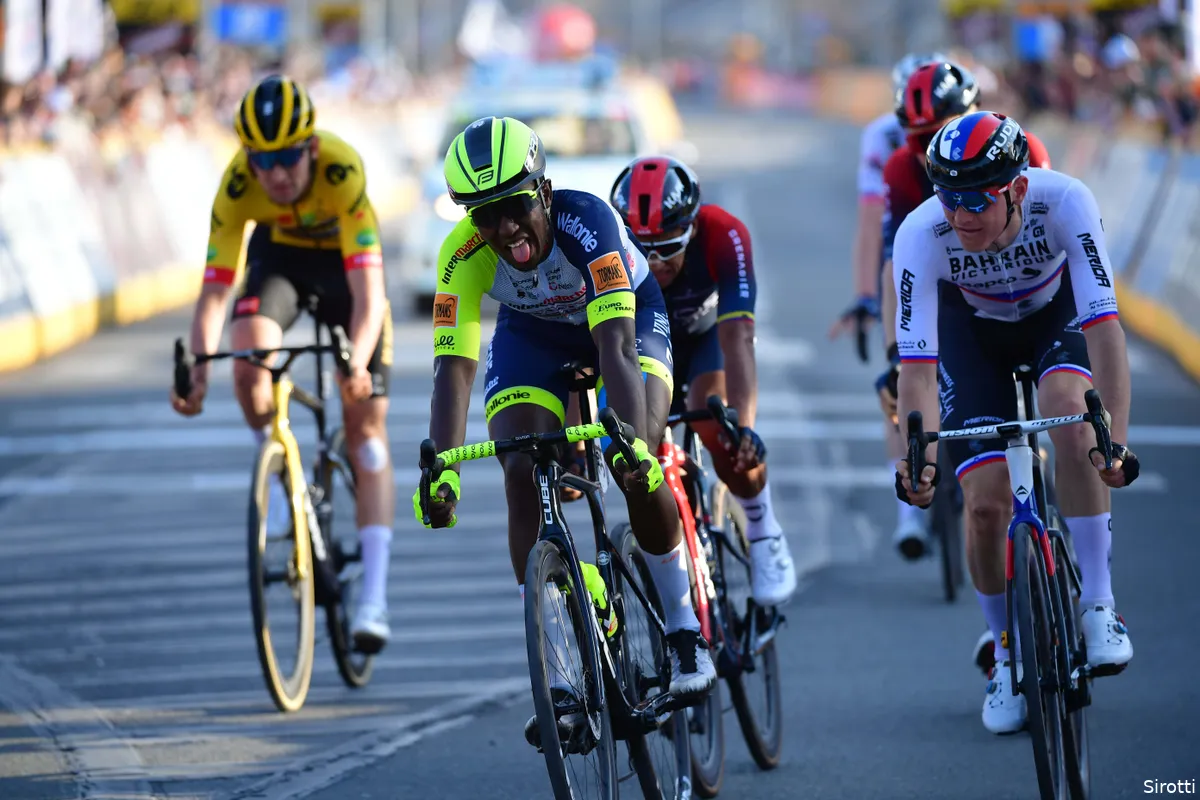 Wielrennen op TV 1 mei 2022 | Genieten van drie mooie slotstukken én Eschborn-Frankfurt!
