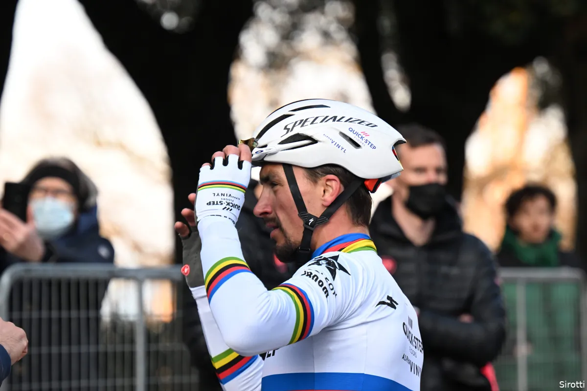 Alaphilippe wil na slechts drie weken trainen graag naar Tour, maar heeft lichte vrees voor afdalingen