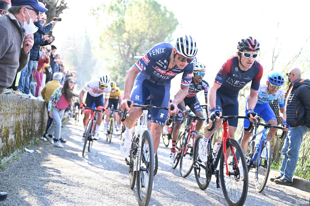 Van der Poel verklaart aanvalslust in Coppi e Bartali: 'Mis gewoon nog wat hardheid'