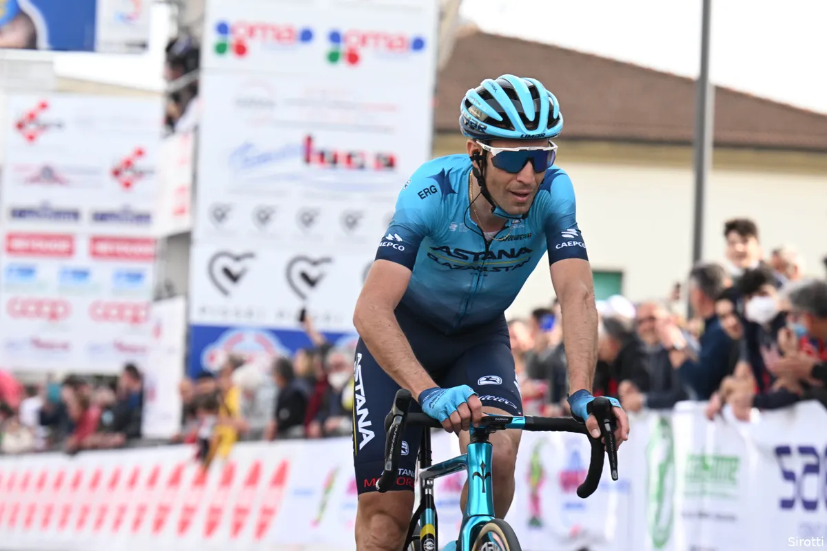 Wielrennen op TV 15 april 2022 | Drie koersen, met een slotklim op de Etna!