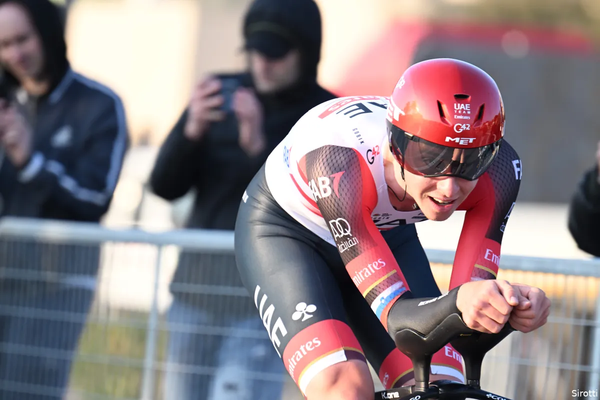 Pogacar derde in tijdrit Tirreno: 'Wattages die ik trapte geven mij vertrouwen'