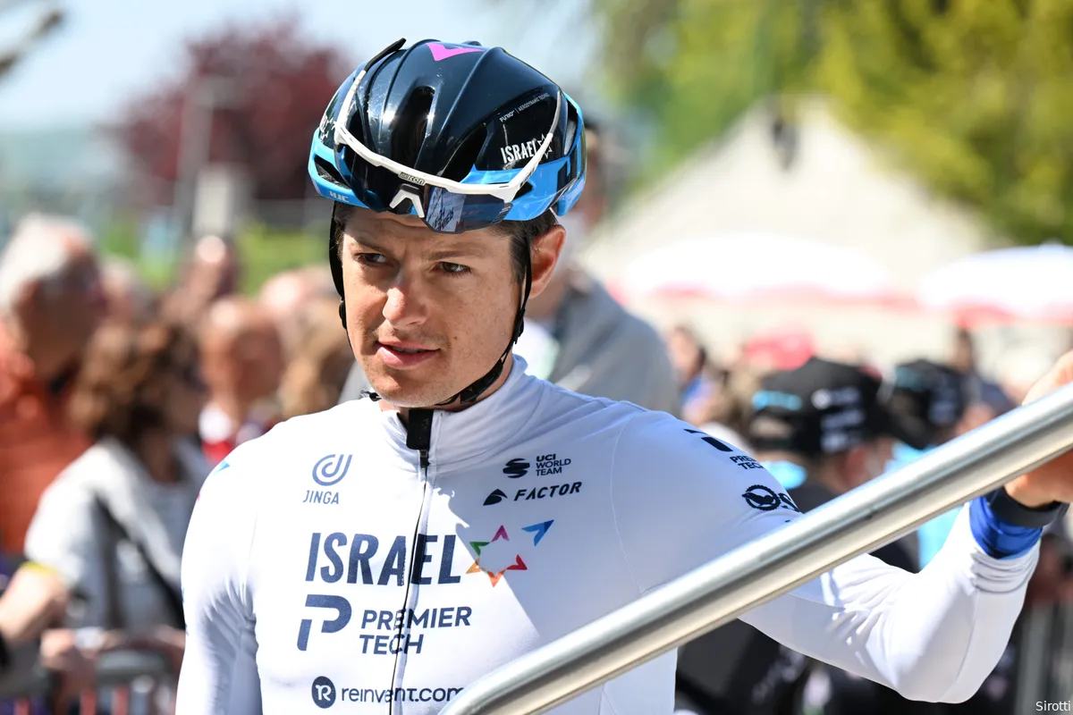 Fuglsang speelt overmacht Israel-Premier Tech uit in Franse klimkoers, Woods tweede voor Gaudu