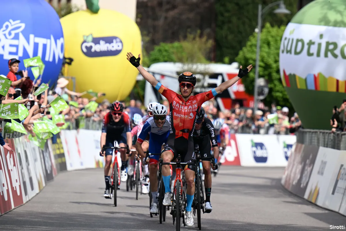 Bahrain Victorious levert huzarenstukje af met dubbelslag Bilbao in Tour of the Alps