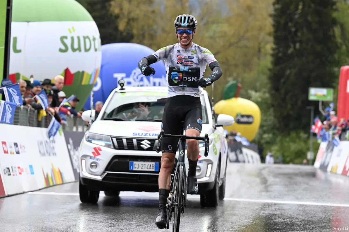 Arensman maakt naam in Tour of the Alps: 'In de toekomst één van de besten ter wereld zijn'